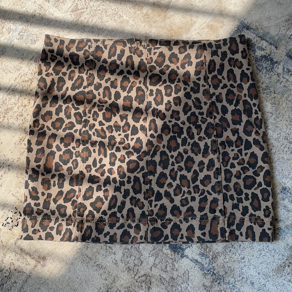 Leopard mini skirt - Picture 1 of 6